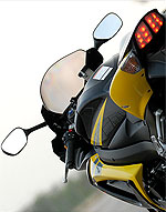 Спортбайк 2006 года Suzuki GSX-R750. Продажа мотоциклов Suzuki.